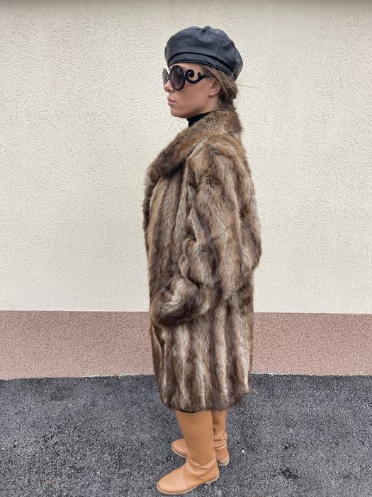 Haina lunga din blana de bizam
