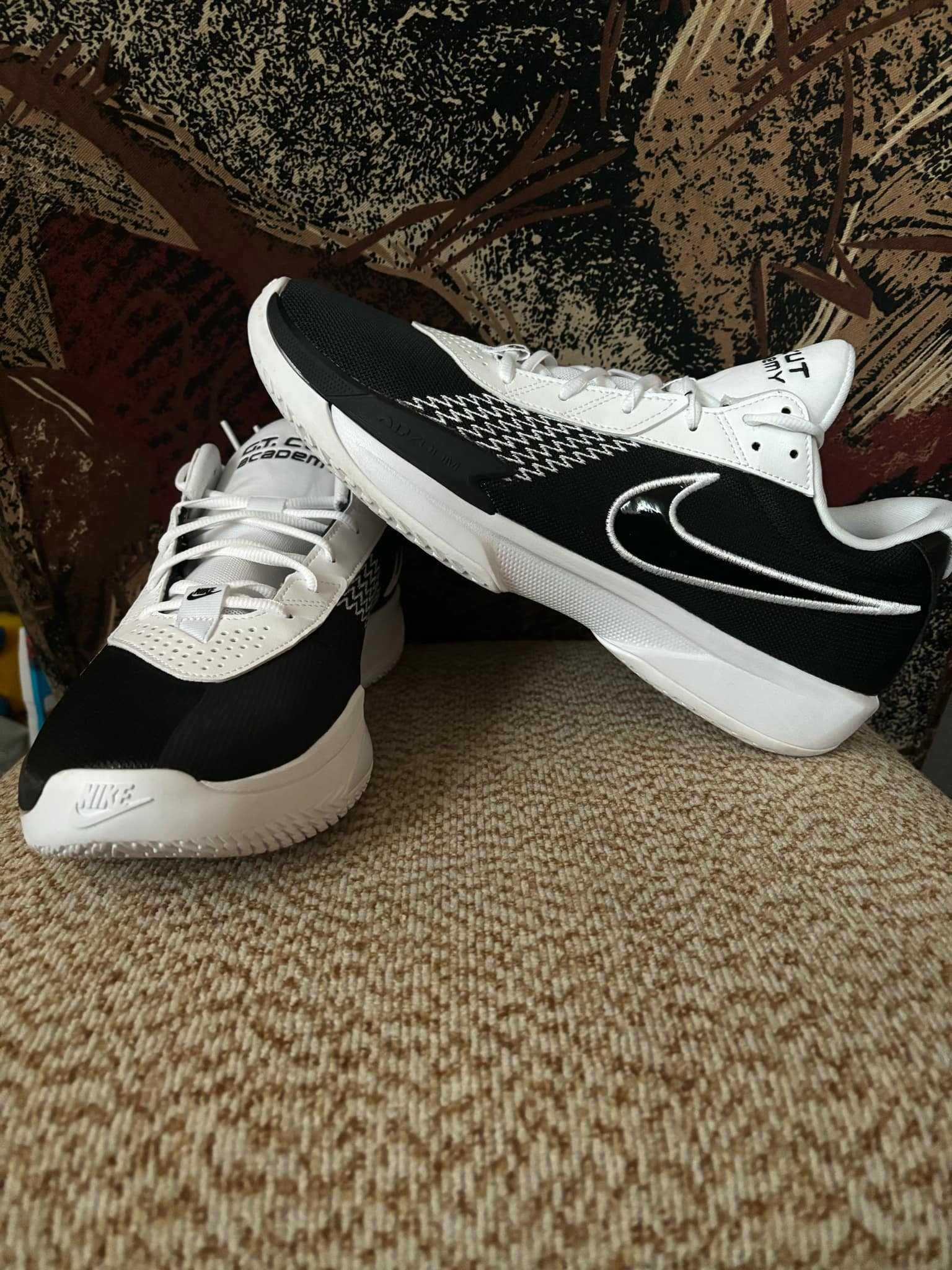Маратонки NIKE Hustle Cut Academy, 14 US, 32 см.