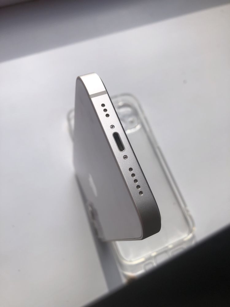 iPhone 13 128gb Новый почти, акб100