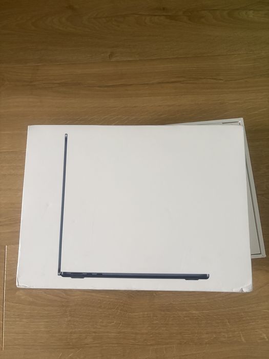 MacBook  Air 13 M4 Sigilate