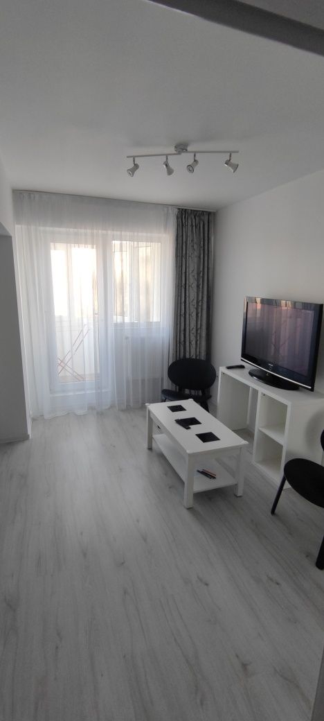 Închiriez apartament PS etaj 3/4  Tiglina 1 la 5 minute de IPJ Galați