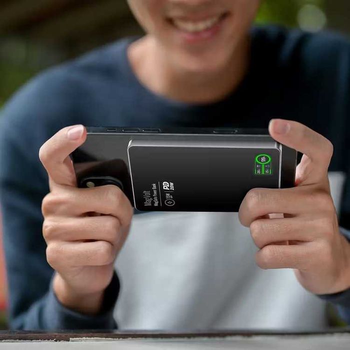 Powerology MagVolt — сверхтонкий магнитный Power Bank. Есть доставка