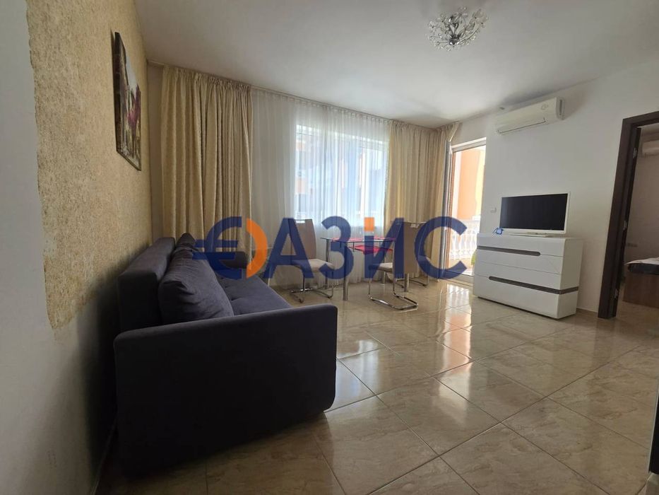 Продава се Двустаен апартамент в к.к. Слънчев бряг - 55 кв.м за 1328 €/кв.м - Снимка #1