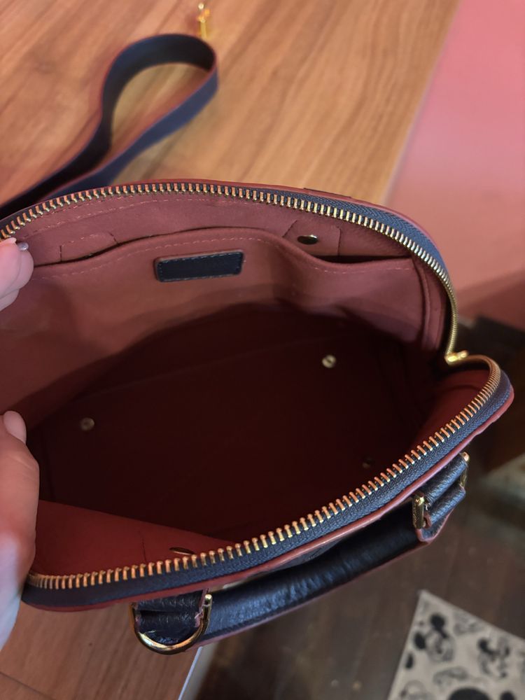 Дамска чанта  Louis vuitton