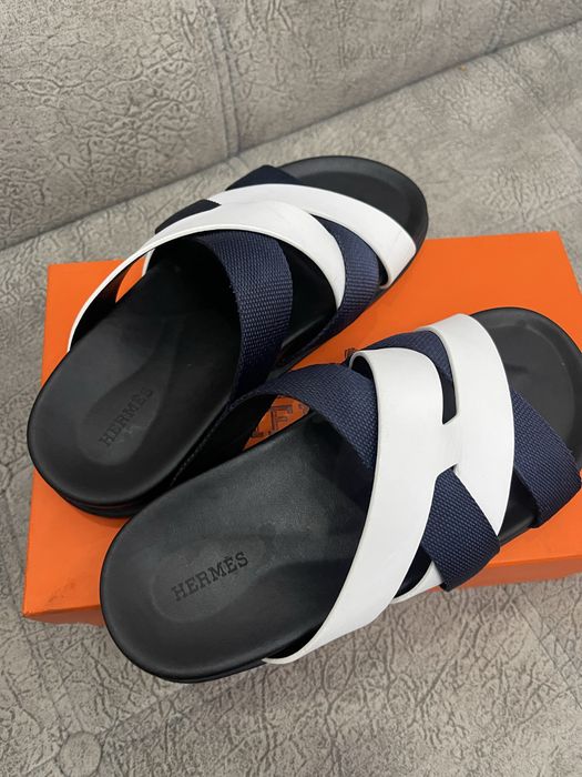 Продам тапочки Hermes