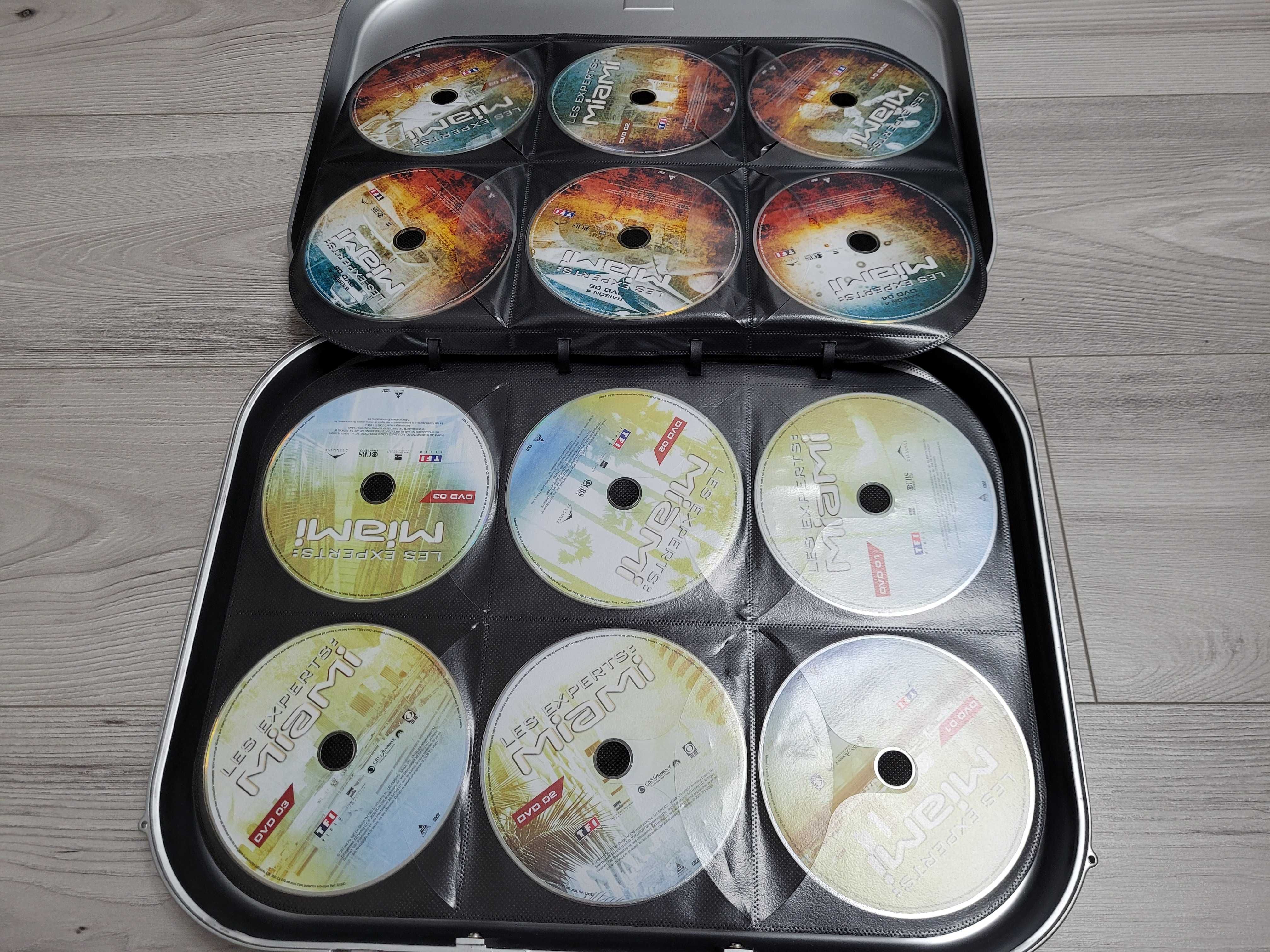 geanta port cd Colbis din aluminiu loc pt 180 cd + 95 dvd filme