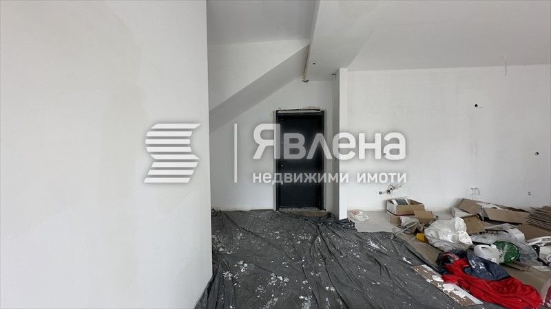 Тристаен апартамент