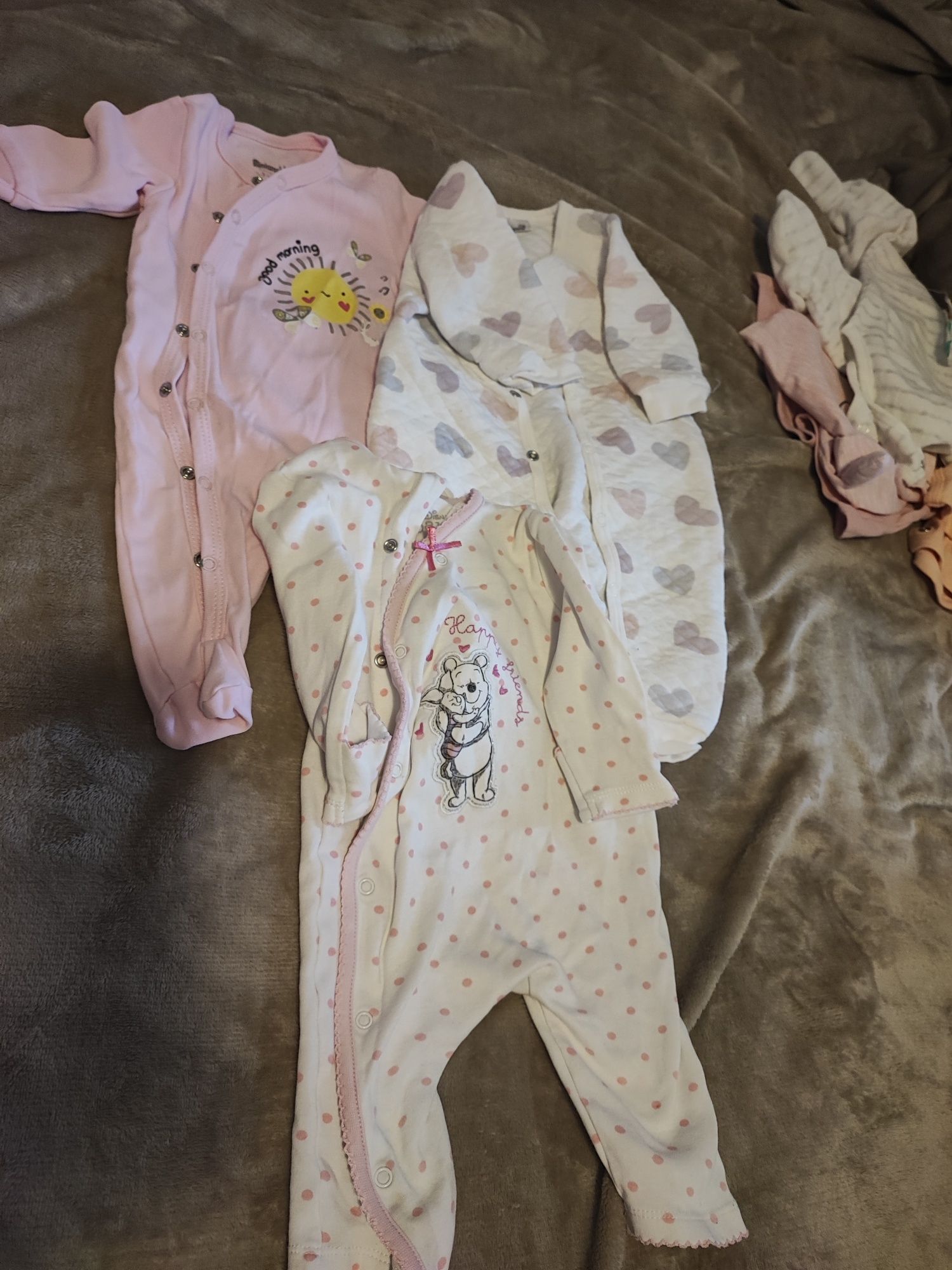3 perechi pijamale bebe 0-3 luni