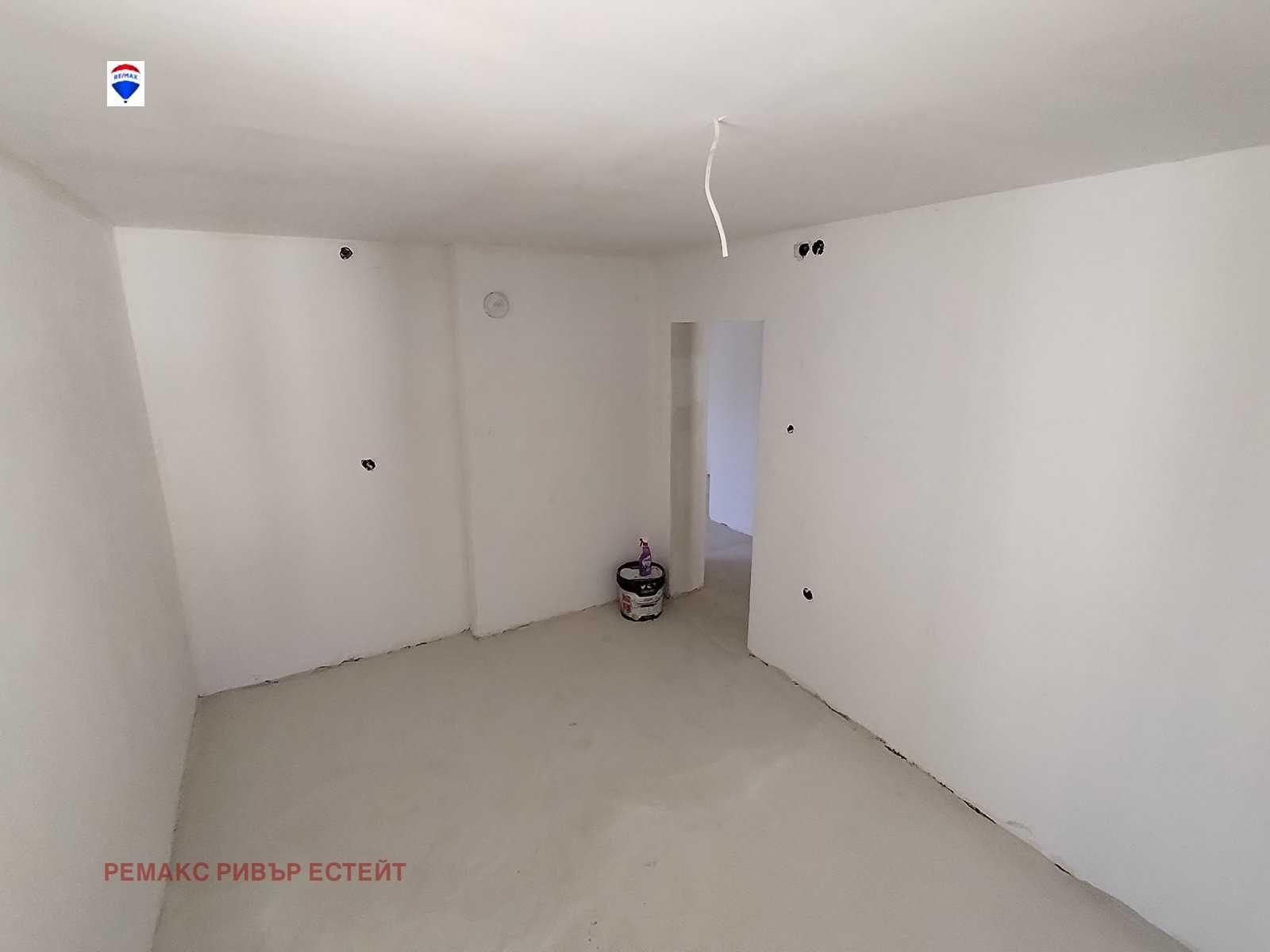 Градска къща за продажба кв. Здравец