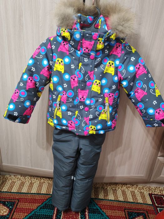Продам детский зимний комбинезон