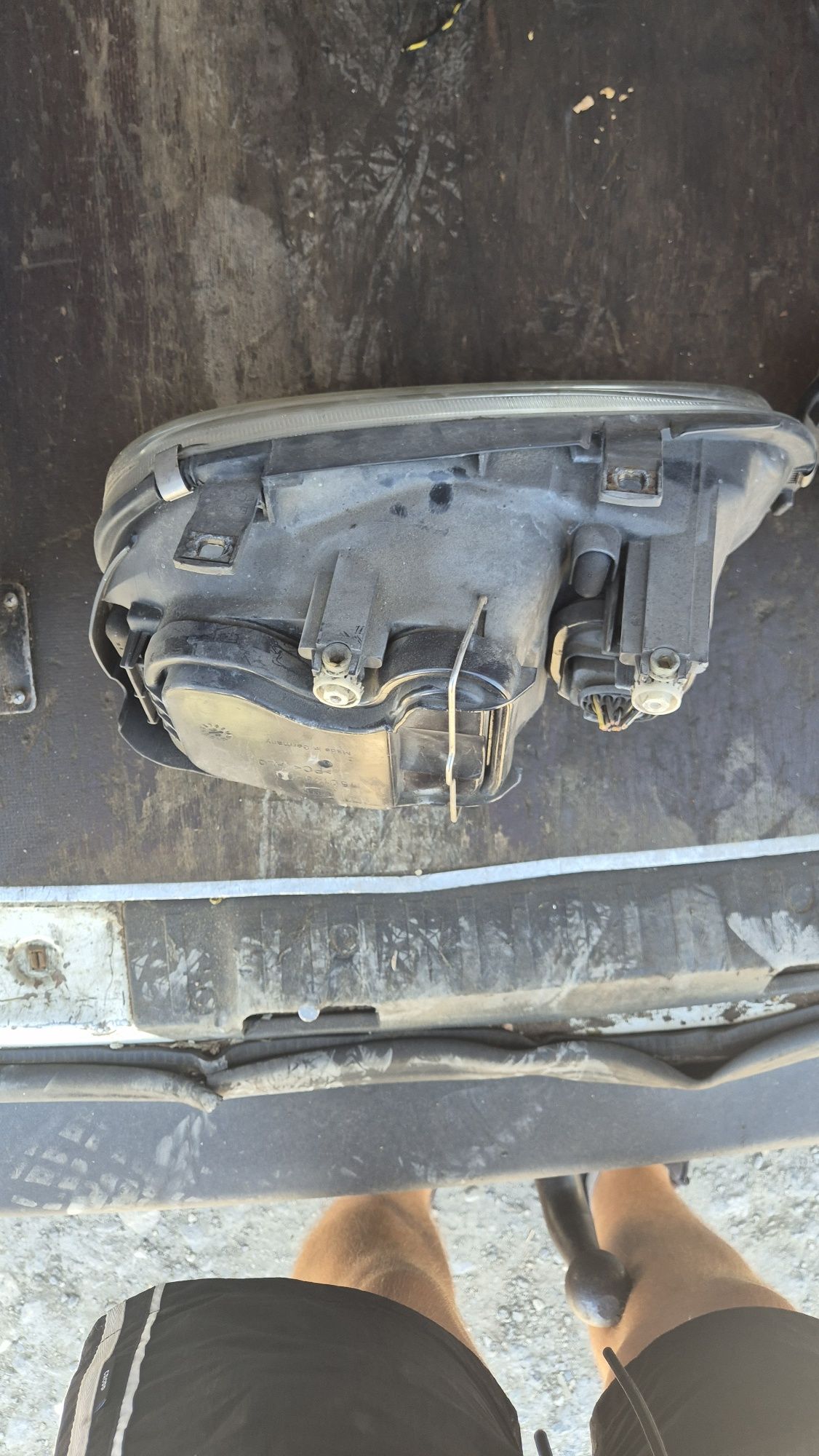Оригинални Фарове Хела за VW Голф 4
