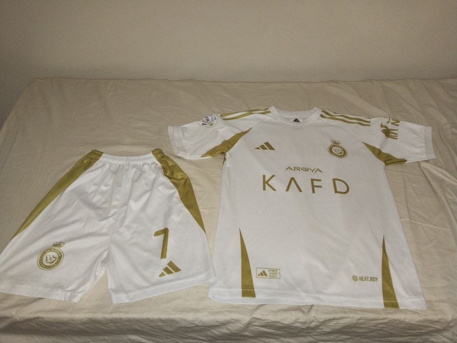 Футболка и шорты Аль наср Роналду