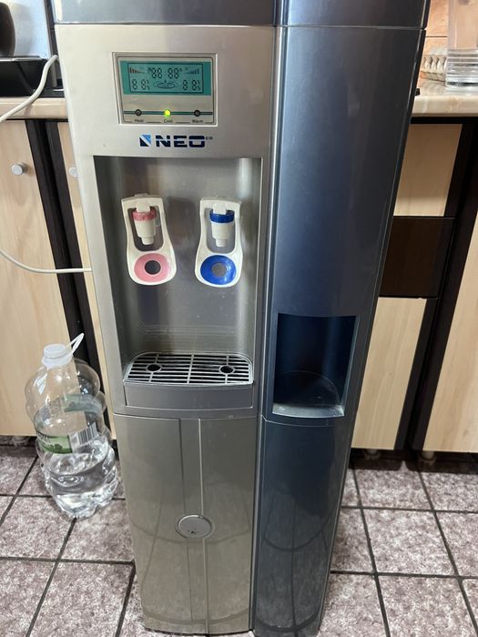 Vand dozator de apa NEO cu frigider