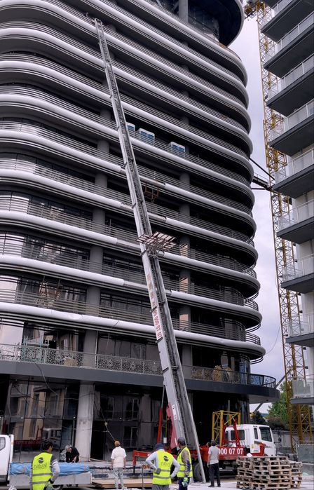 Автолифт Хизматлари 53 метрли. Услуги Автолифта 53 метров до 16 этажа