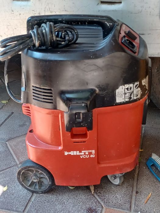 Aspirator industrial HILTI VCU 40 că nou