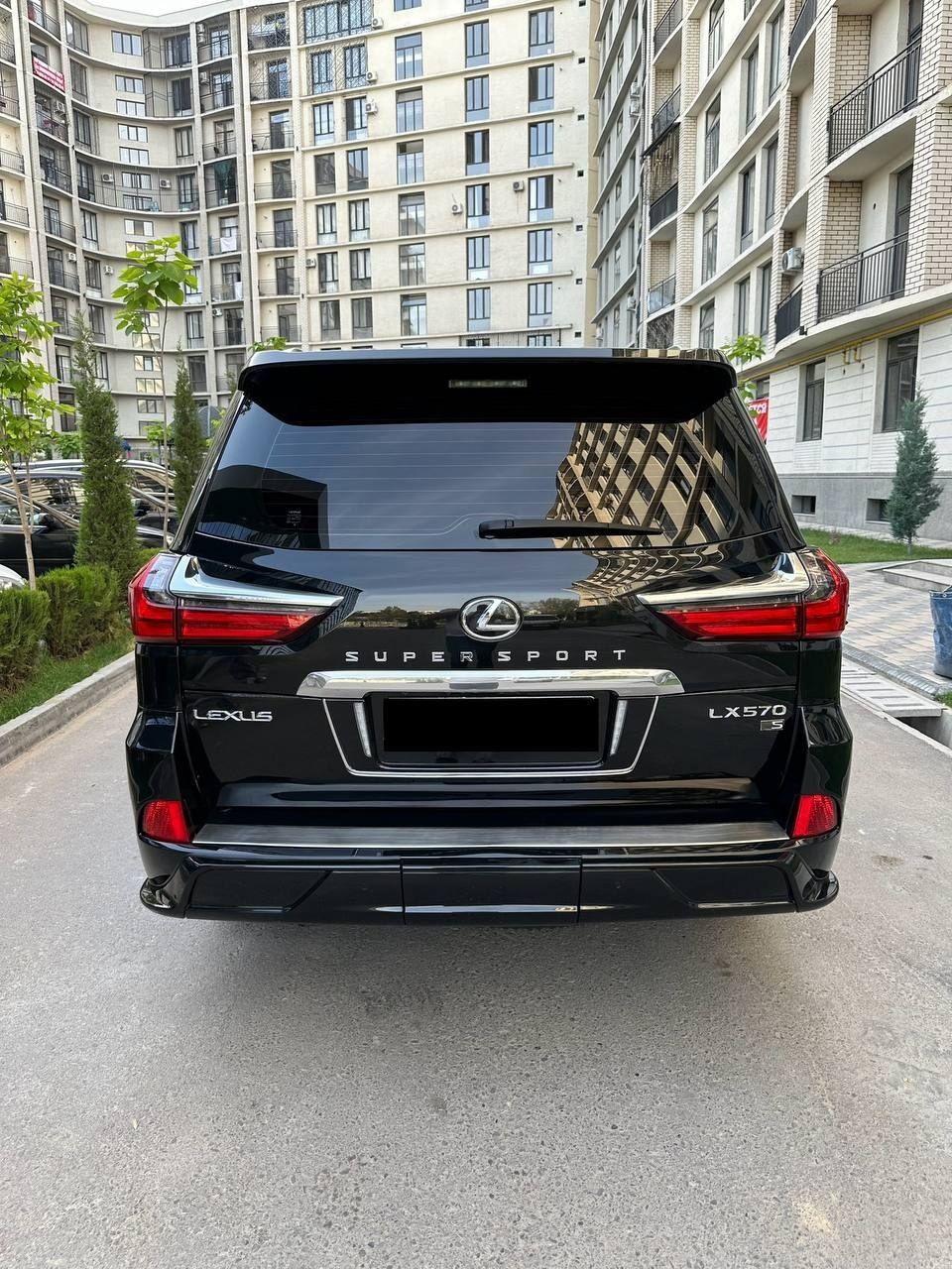 Lexus LX 570 Super Sport