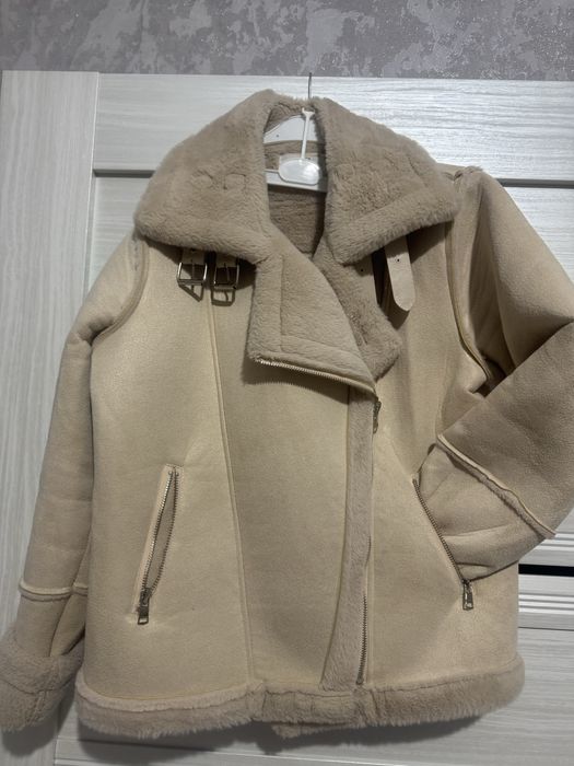 Дубленка зимняя куртка сезон осень зима