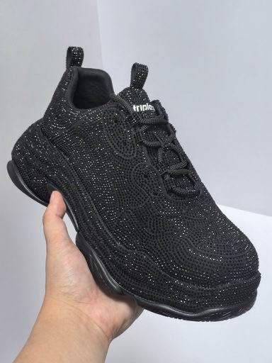 BALENCIAGA TRIPLE S CRISTALE, Calitate Premium, Icarus Brands