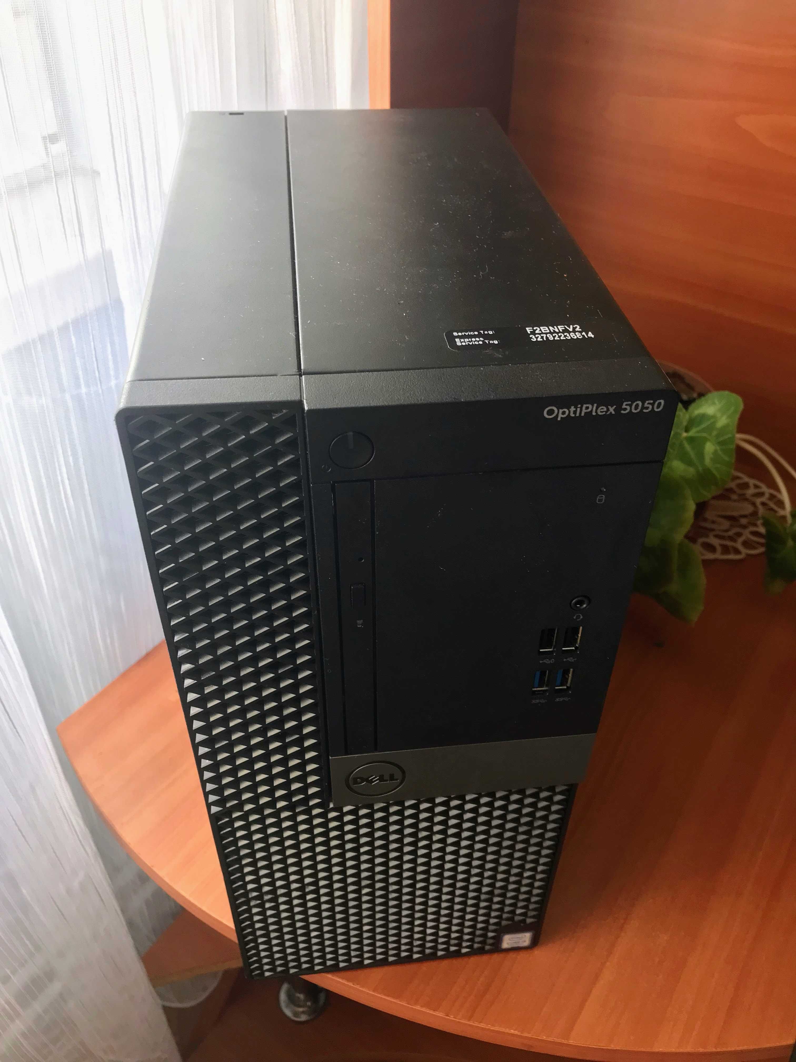 Vand PC OptiPlex 5050 (8 BG RAM, Procesor i5-7500 - 3.40GHz)