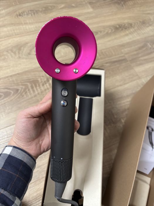 Uscator de par Dyson HD08 defect