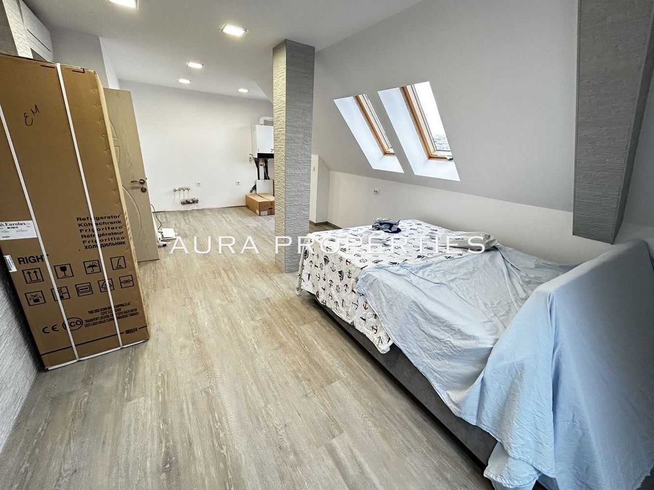 Продава се Двустаен апартамент в Разград, Стефан Караджа - 64 кв.м за 1275 €/кв.м - Снимка #2