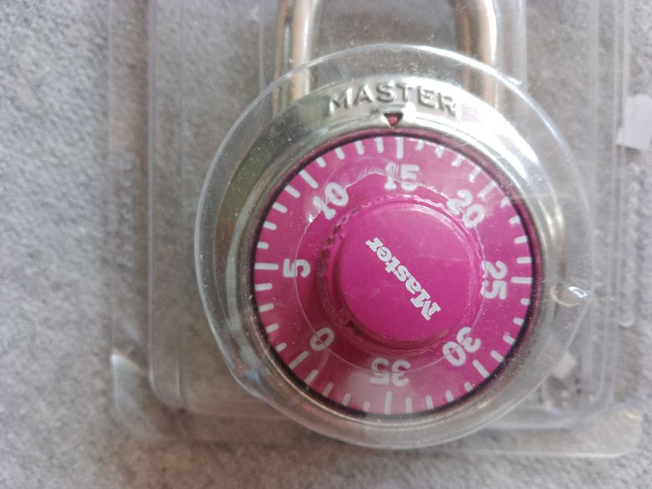 Master Lock  cu cifru Lacăte Americane fără chei cu combinație cifrată