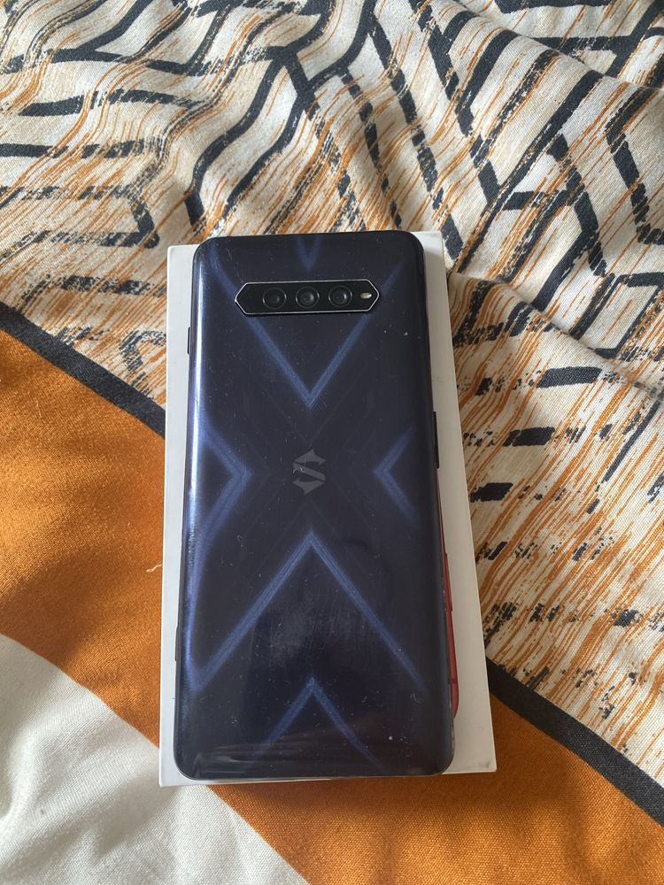 vand Xiaomi Black Shark 4 spart 128/16ram