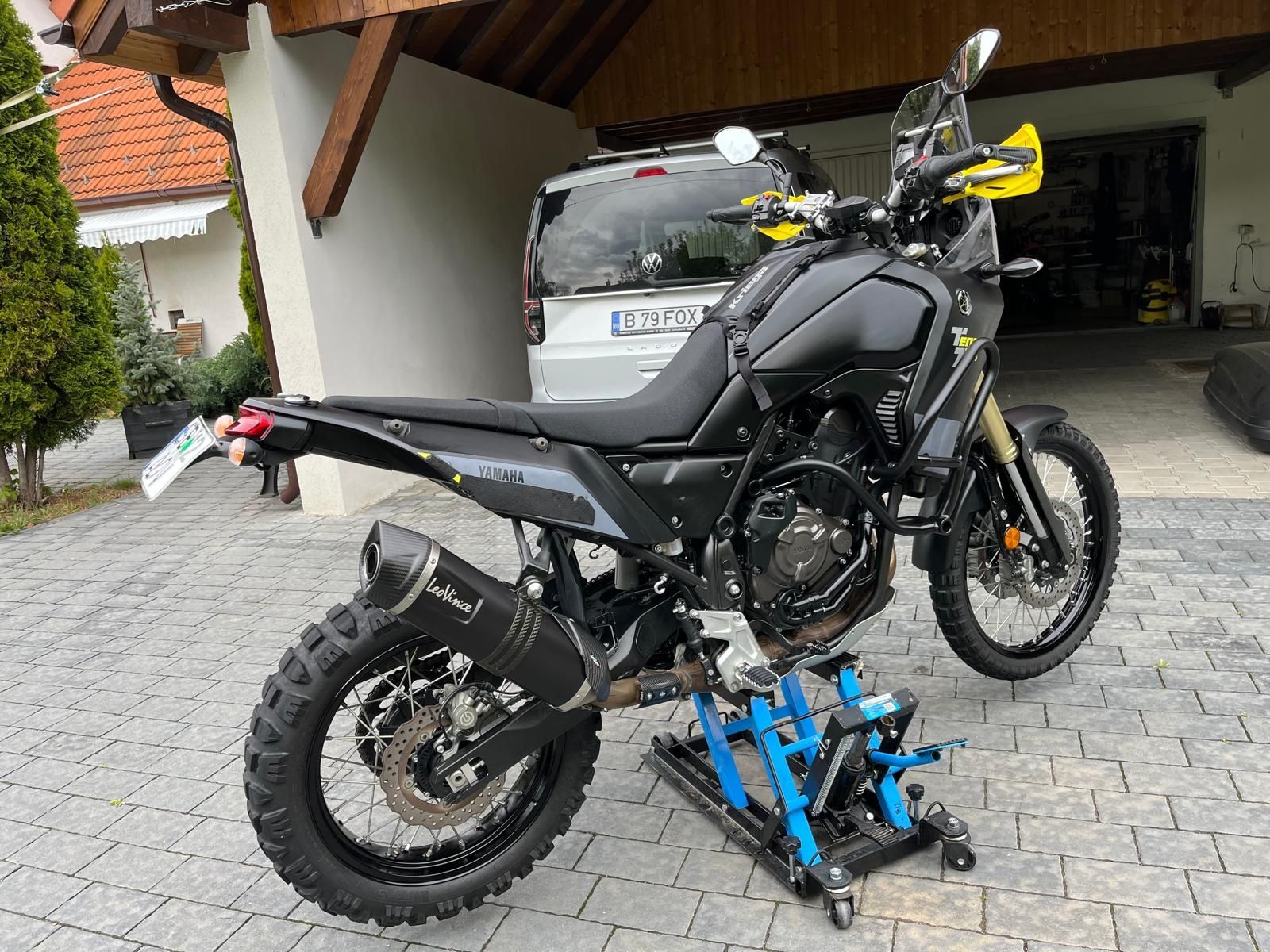 Vând motocicleta Yamaha Tenere 700/2020