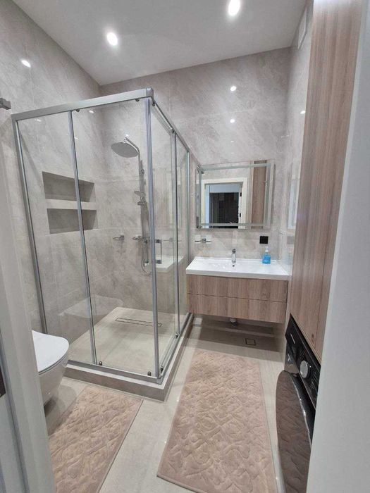 Сдается в аренду 2х ком квартира.