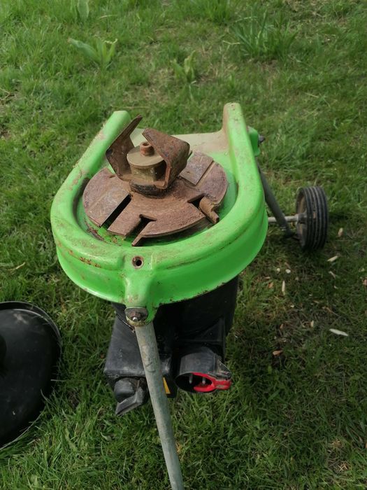 Tocator de mere , crengi resturi vegetale AL-KO