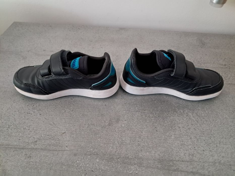 Adidași marimea 30 baieti