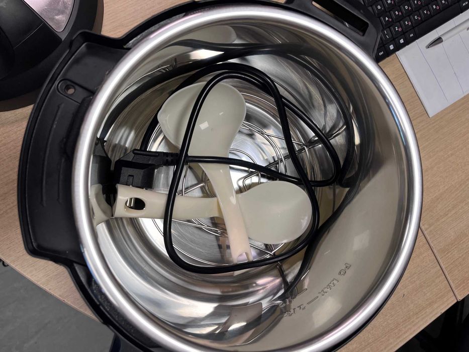 Херметичен мултикукър Instant Pot 5,7 литра