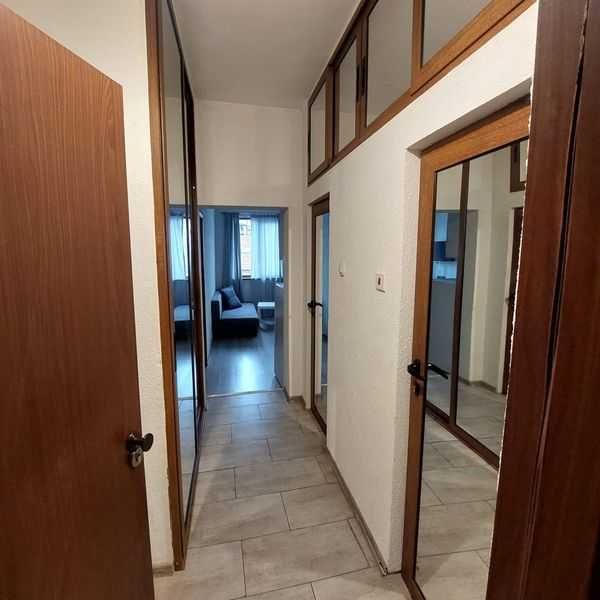 Дава се под наем Двустаен апартамент в Пловдив, Център - 50 кв.м за 375 € - Снимка #7