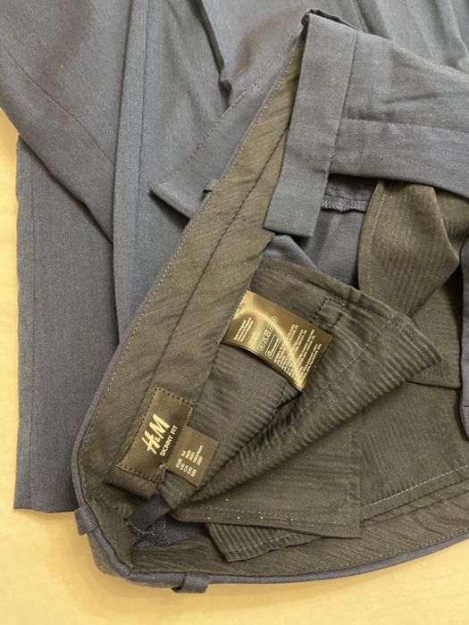 Costum albastru barbati H&M marime 54