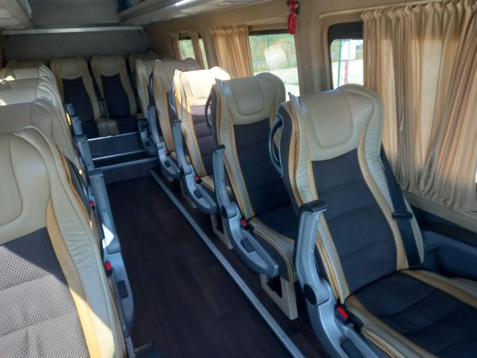 Microbuz Mercedes Sprinter