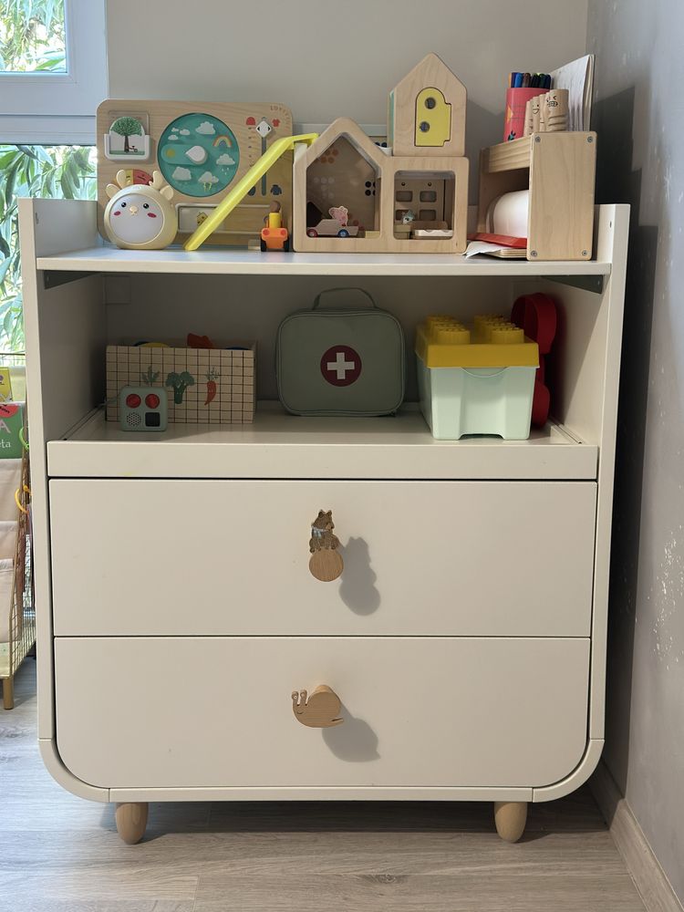 Masa de infasat convertibila in comoda – IKEA MYLLRA