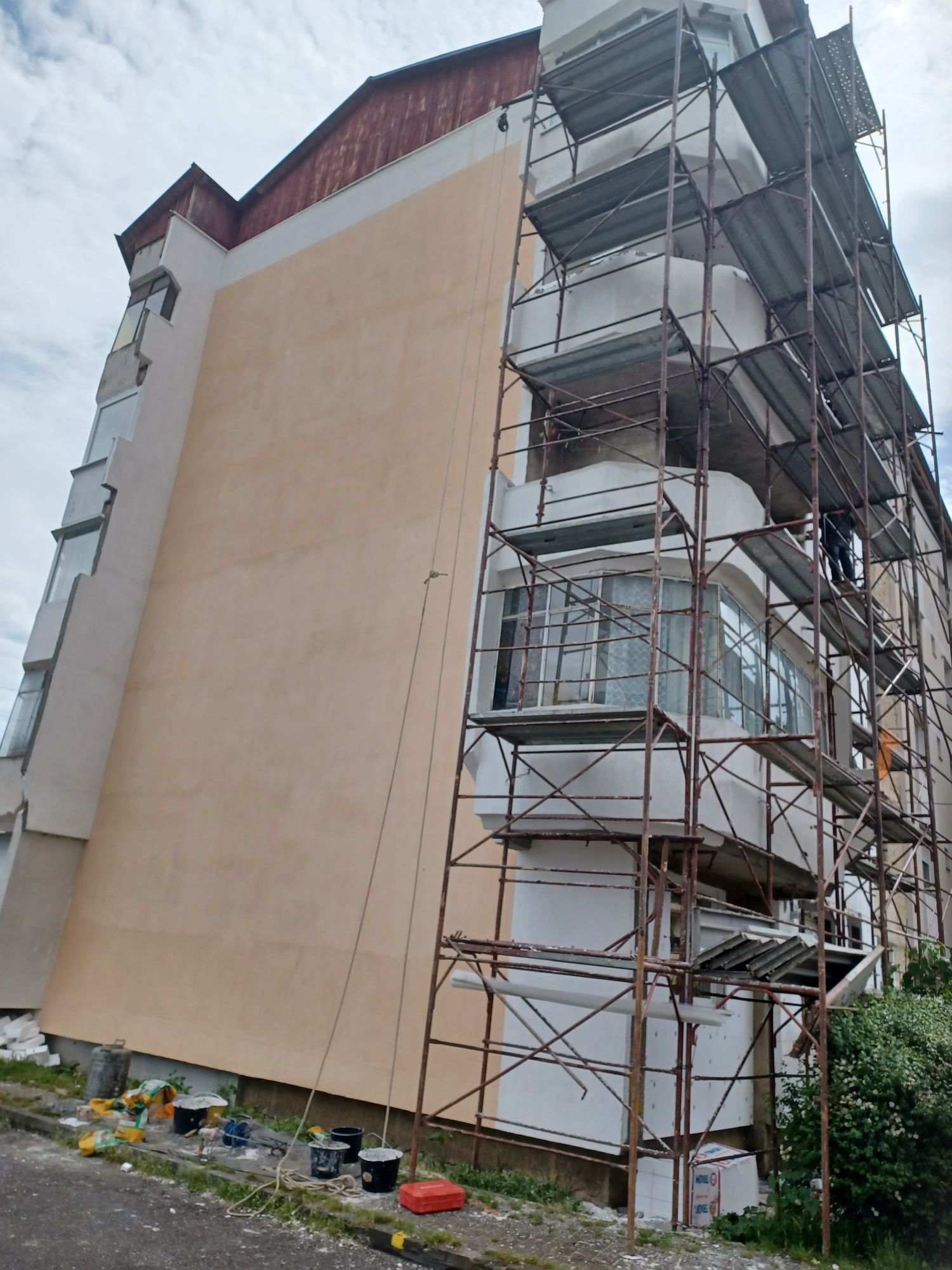 Executam lucrări de construcții la cele mai mici preturi