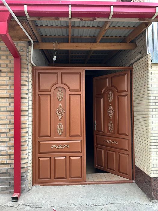 Продаётся Дом из  6 комнат