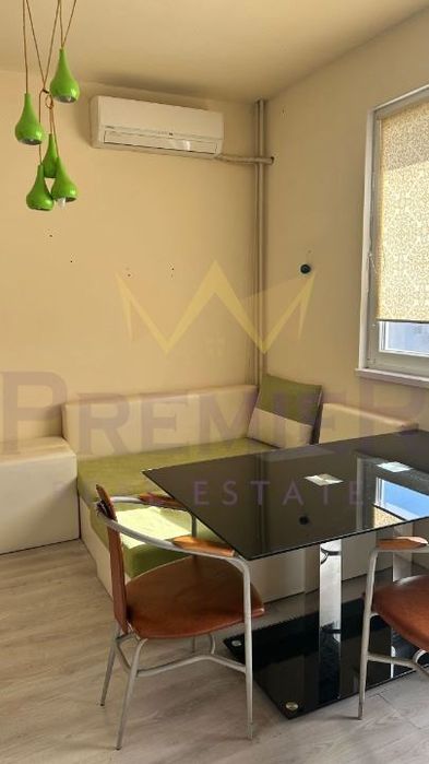 Продава се Двустаен апартамент в Варна, Младост 1 - 50 кв.м за 2160 €/кв.м - Снимка #3