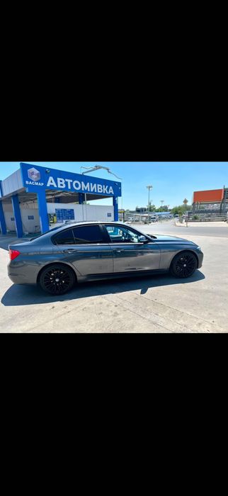 BMW 320 f30 2012