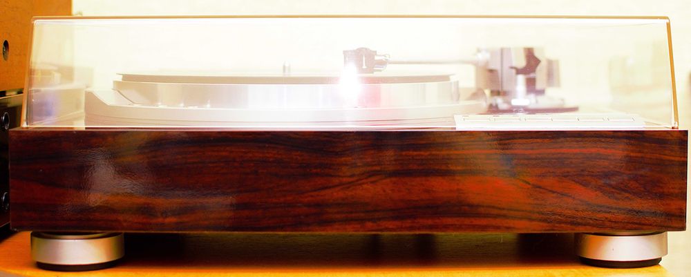 Проигрыватель виниловых дисков Victor QL-Y55F