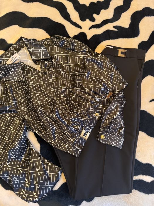 Сет Elisabetta Franchi-къса кроп риза и панталон