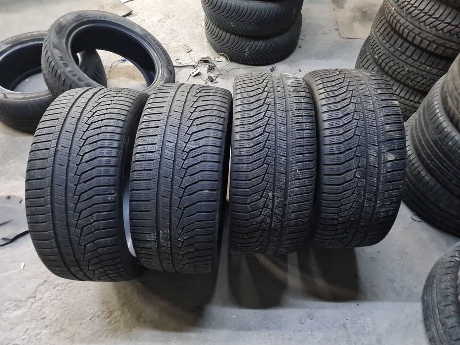 Зимни гуми 255 35 20