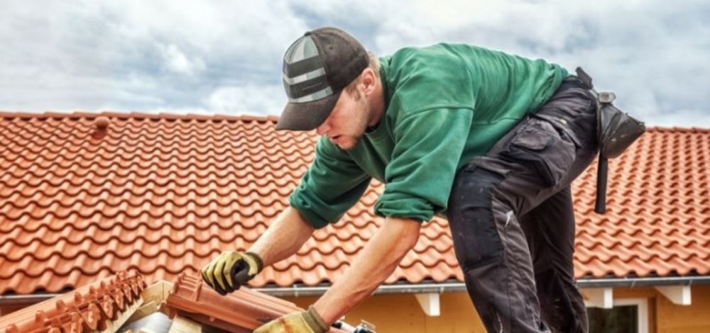 Reparatii Acoperisuri, Montaj Tigla Metalica, Mansardari, Dulgherie