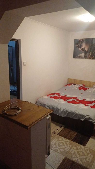 Închiriez 2 camere ND George Enescu