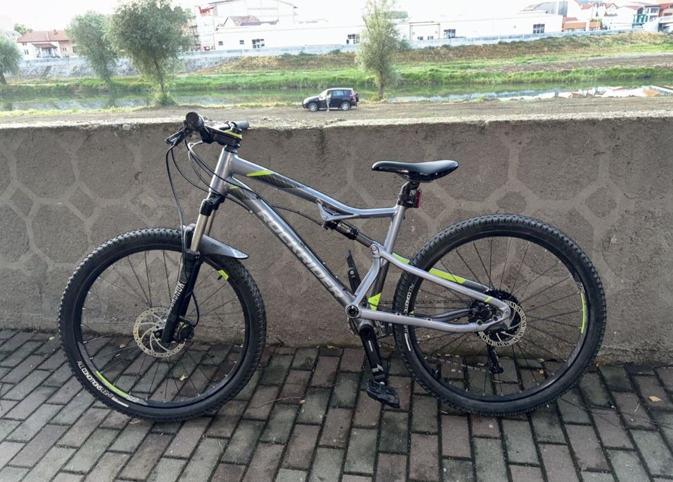 Bicicleta Rockride st1900 s
Furca rockshox 30 cursa 120 mm
Shock cursa