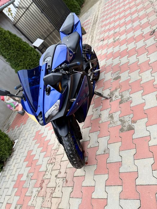 Vând Yamaha yzf r125 sau schimb cu cross/enduro