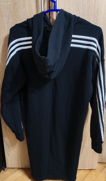 Дамска спортна рокля Adidas