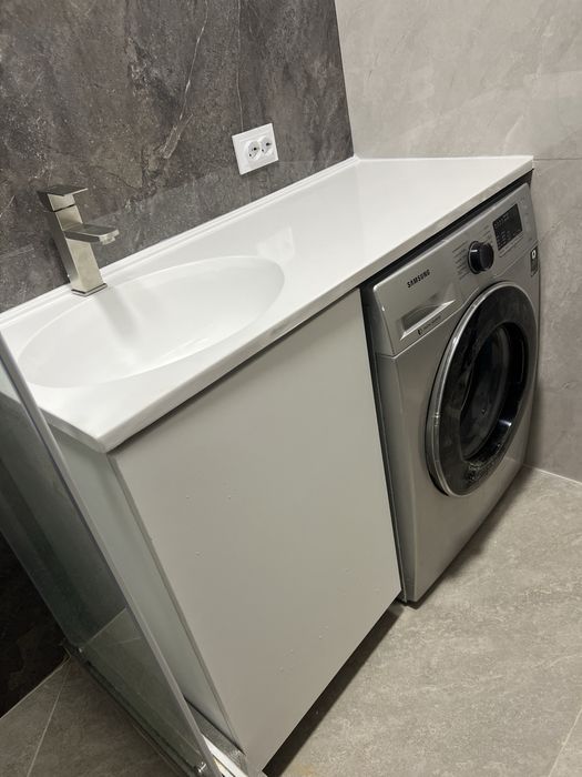 Раковина со столешницей( комплект) со шкафчиком