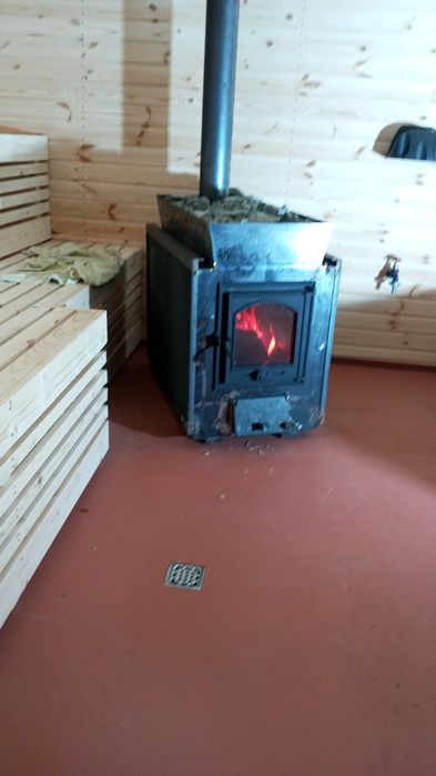 Confecții metalice mici și mari , interior și exterior